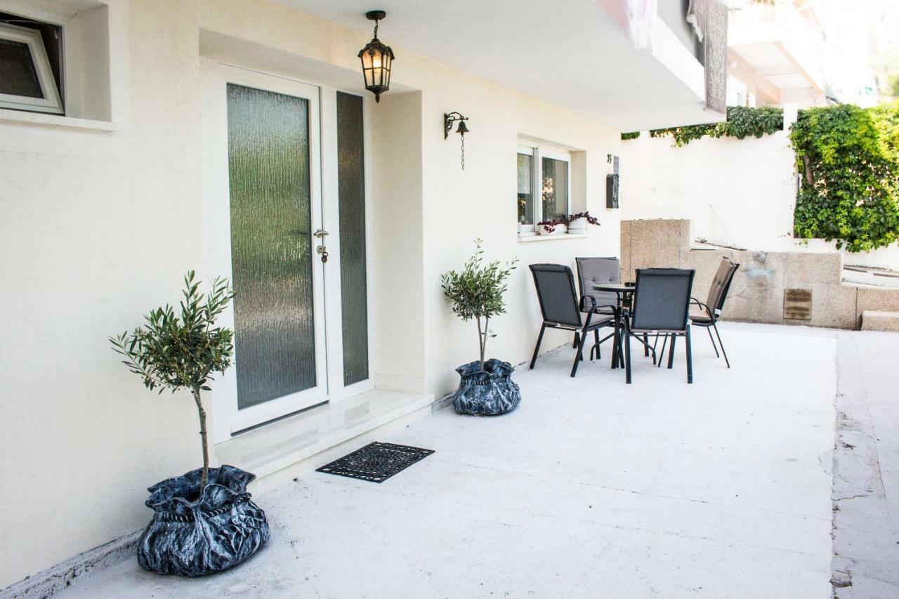 Apartment Verica In Duce - 20 Meters From The Beach Dugi Rat Exterior foto